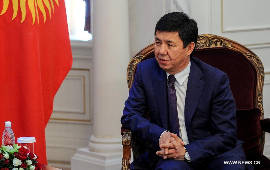 Президент Кыргызстана принял отставку премьер-министра и правительства