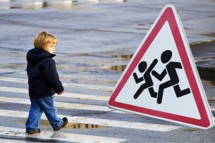 Четверо детей пострадали в ДТП в Бишкеке