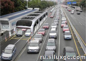 Самый необычный автобус создали в Китае