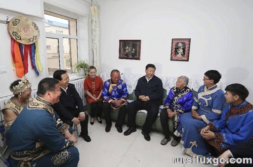 Си Цзиньпин пообещал решительные меры по реструктуризации экономики