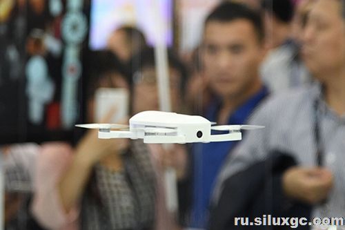В Китае разработали карманный «дрон»