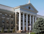 Парковки в Бишкеке пока остаются бесплатными