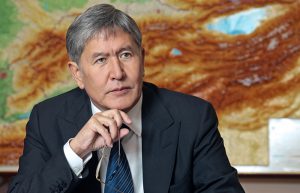 Атамбаев продолжит лечение в Москве