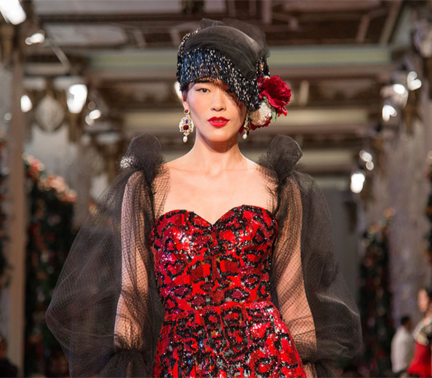 Dolce&Gabbana представили коллекцию в Гонконге, впервые за пределами Италии