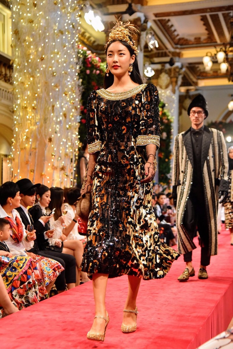 Dolce&Gabbana представили коллекцию в Гонконге, впервые за пределами Италии