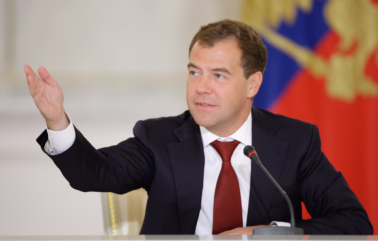 Премьер-министр РФ Медведев в марте посетит Кыргызстан вслед за Путиным