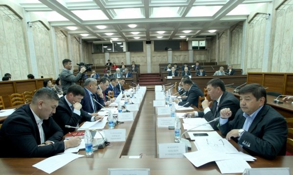 Таможенная служба Кыргызстана дополнительно получит $3,3 млн в рамках помощи КР в адаптации к условиям ЕАЭС