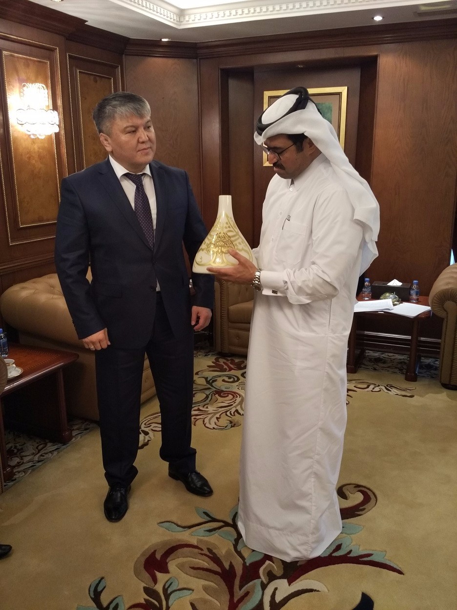 На встрече министра А. Кожошева с вице-президентом ТПП Катара достигнута договоренность о проведении в г. Доха бизнес форума