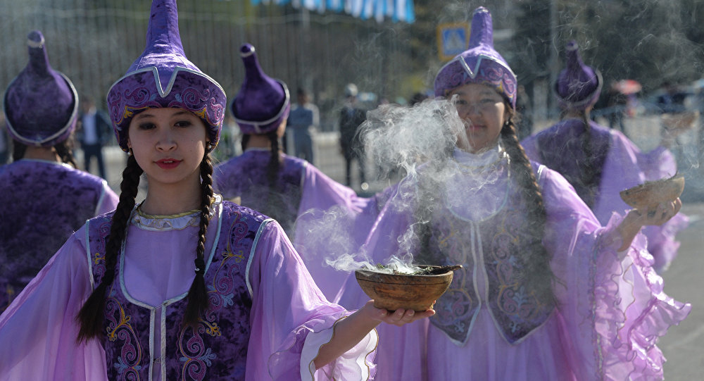 День прощения, 180 видов плова — как празднуют Нооруз в других странах