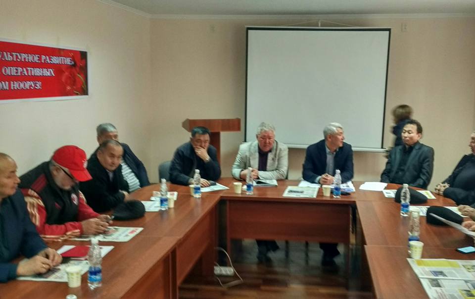 В честь Нооруза,  компания «Культурное развитие на Среднеазиатском Шелковом пути» вручила ветеранам правоохранительных органов Кыргызстана подарки к празднику