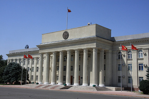 Правительство улучшит поддержку выпускников детских домов