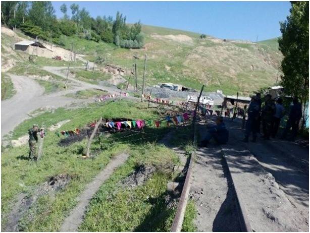 В Сулюкте обвалился грунт, пострадавших нет