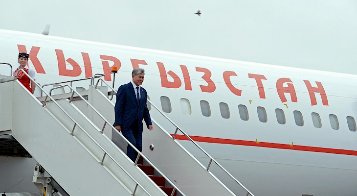 Алмазбек Атамбаев прибыл с рабочим визитом в Казахстан