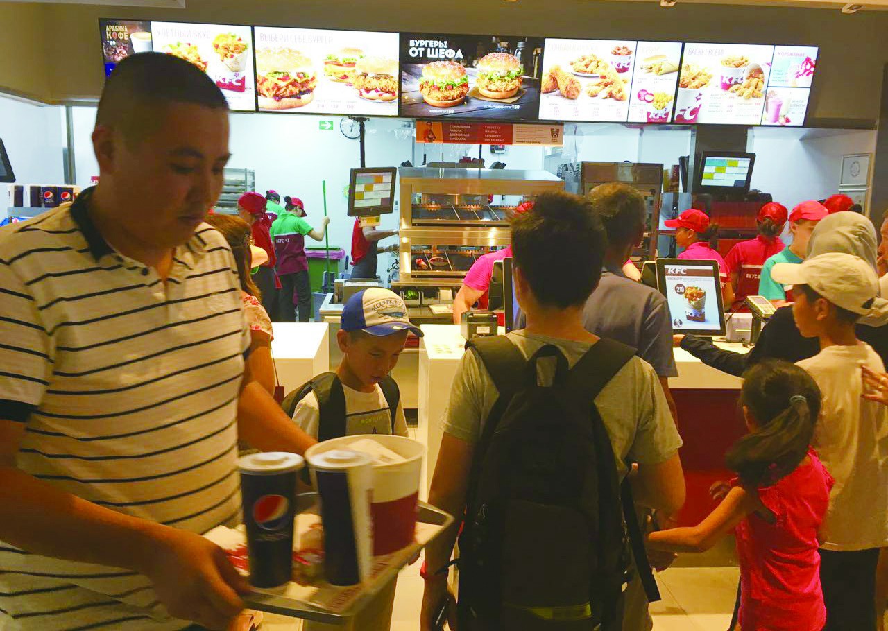 Все же первый ресторан KFC в Кыргызстане стал хитом