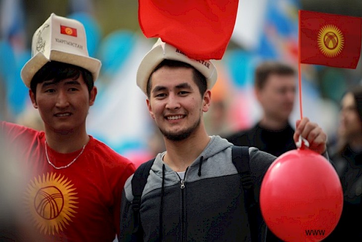 Кыргызстанцы в Москве: работать на своих и со своими