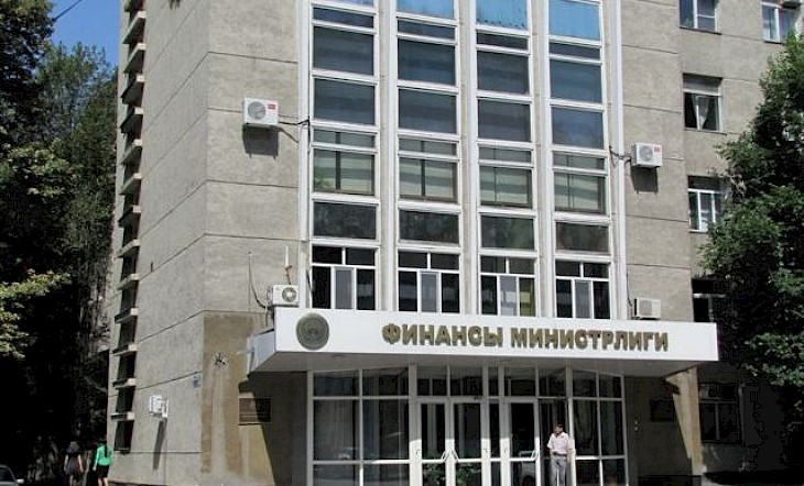 Доходы в госбюджет за 10 месяцев 2017 года превысили план на 0,7% — Минфин КР