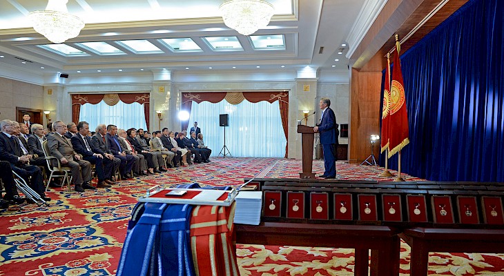 Алмазбек Атамбаев: Я выжил только благодаря народу Кыргызстана