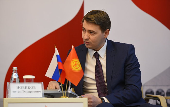 Министр экономики КР Артем Новиков в рамках рабочего визита посетил ряд предприятий в Чуйской области