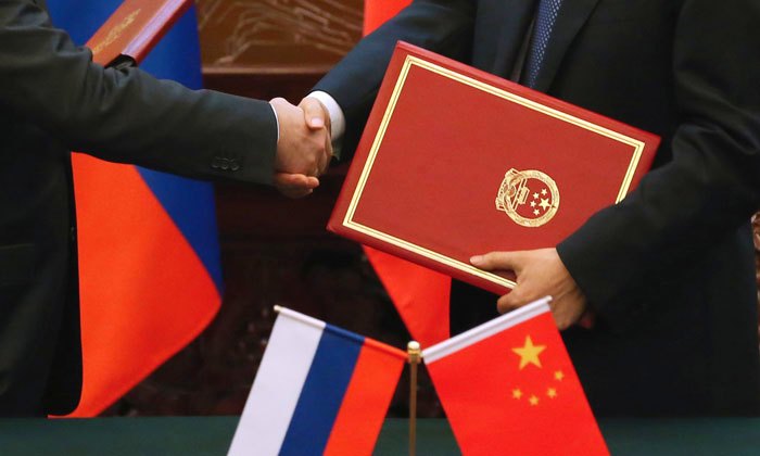 Отношения с Россией занимают особое место в дипломатии КНР -- Ли Хуэй