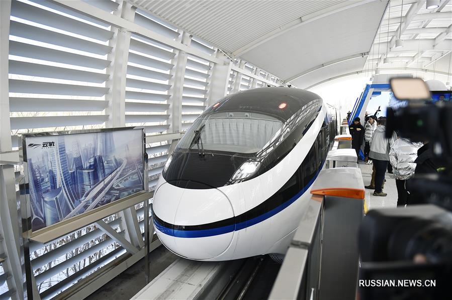 Компании BYD и Huawei представили первую в Китае беспилотную транспортную систему 