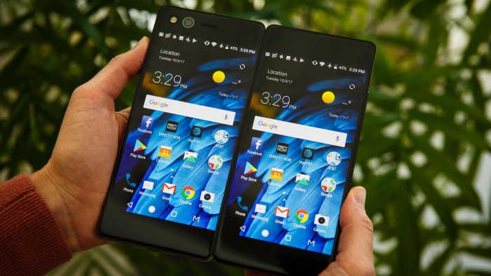 В Европе стартовали продажи складного смартфона ZTE с двумя экранами