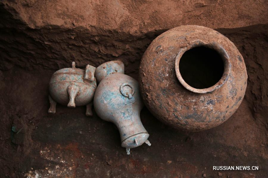 Алкогольный напиток возрастом 2000 лет найден при раскопках древней могилы в Северо-Западном Китае
