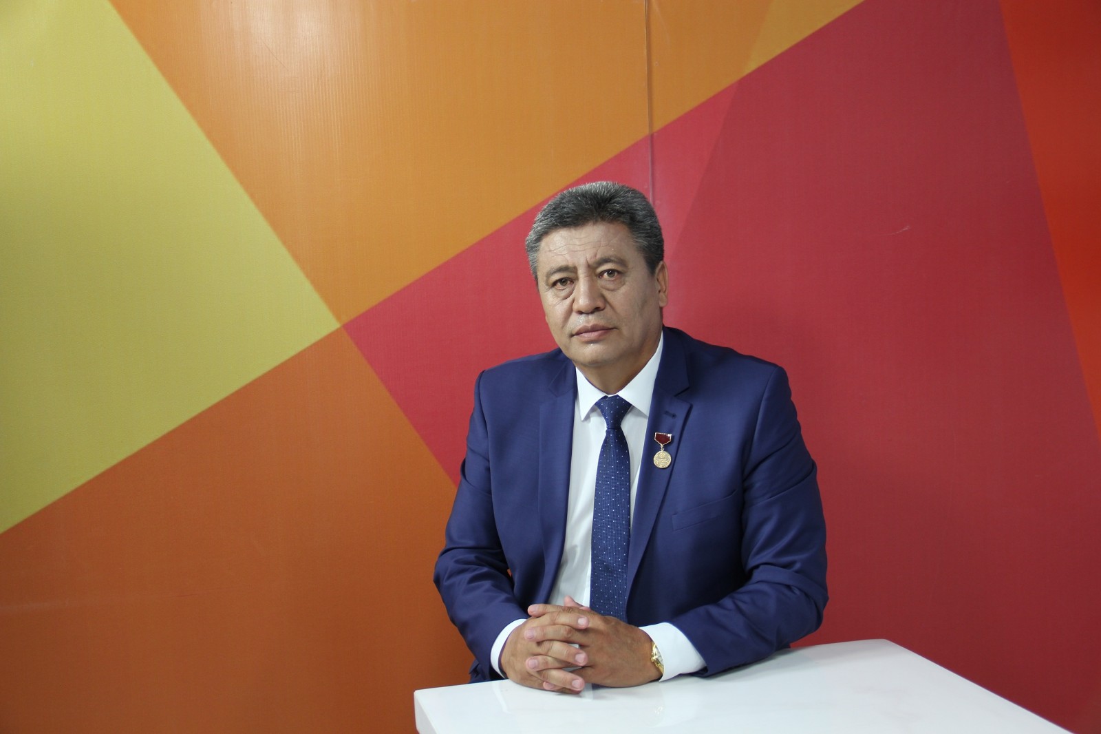 Эмилбек Алымкулов: “Кытай Эл Республикасы менен алакабызды бекемдеп, кызматташууга, мамилебизди өнүктүрүүгө дайым даярбыз”
