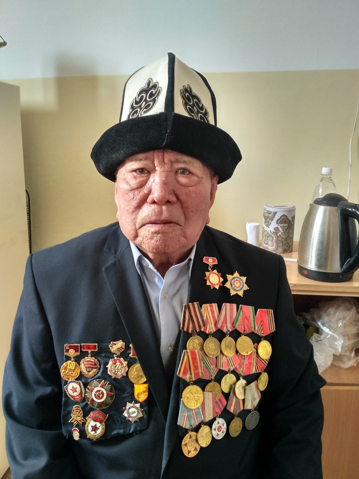 Пули накрывали дождем