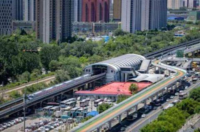 Первая в Пекине высокоскоростная дорога для велосипедистов вступает в эксплуатацию