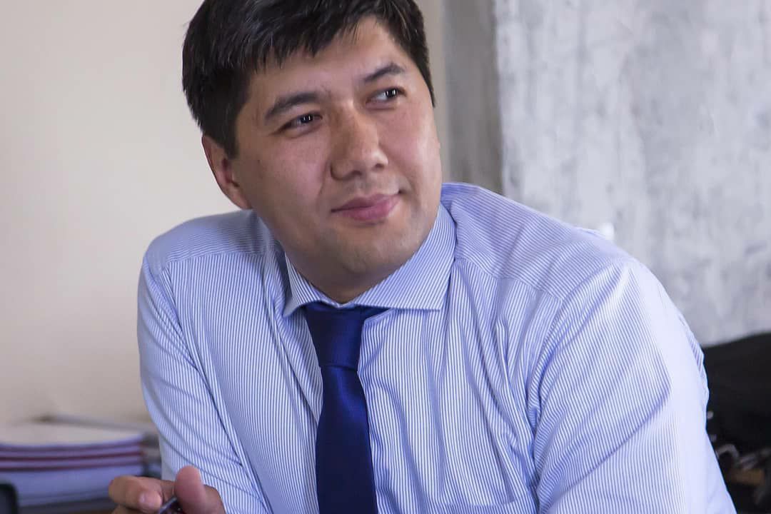 Мелис Тургунбаев: с каждым годом ШОС уделяет больше внимания экономическому сотрудничеству стран