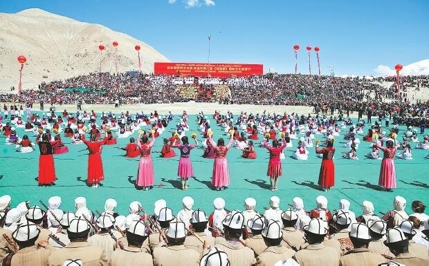 Дружба на пике «Муздак»