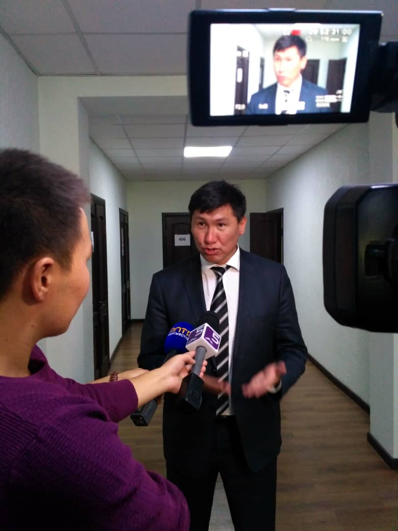 СОКРАТИЛИ БЮРОКРАТИЮ