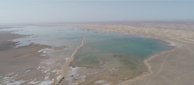 Высыхающее озеро впервые за 300 лет начало наполняться водой