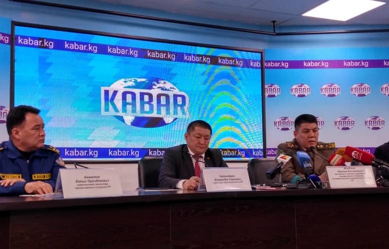 Космосбек Чолпонбаев: число зараженных коронавирусом в мире превысил 125 тысяч человек