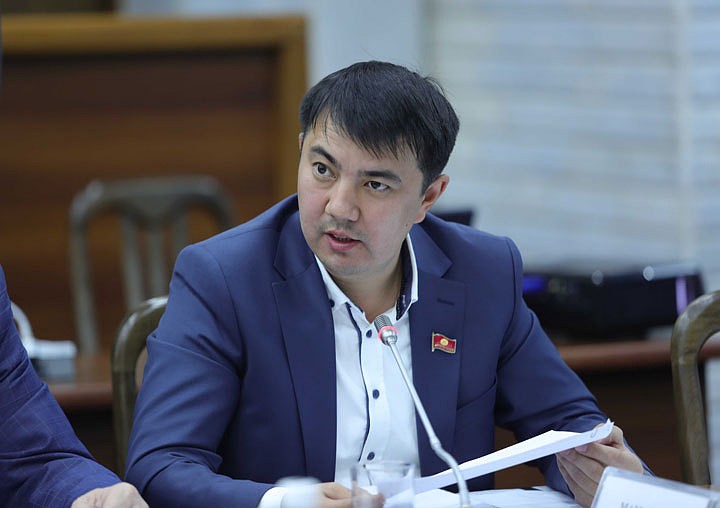 Марлен Маматалиев: “Эгерде, бул кырдаал дагы курчуй берсе, ӨА жана ӨК режимдерин узартуу элге, экономикабызга, мамлекетке эң кыйын мезгилди алып келет”