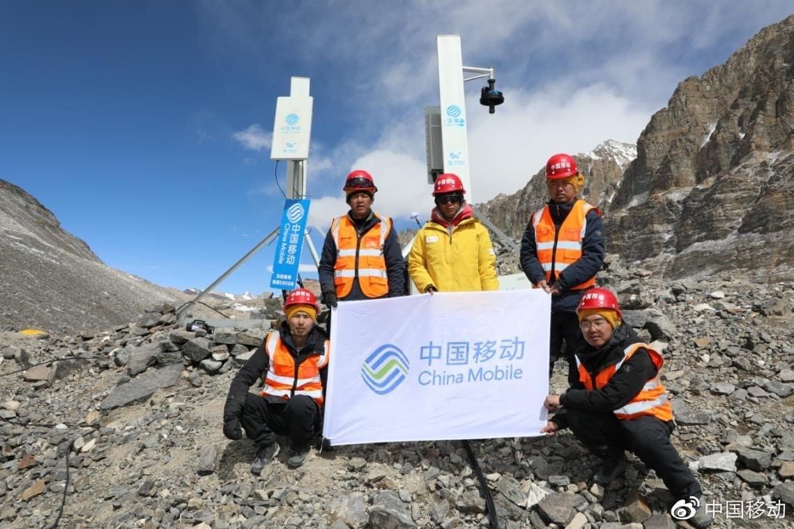 Компания China Mobile вместе с Huawei построили станции 5G на Джомолунгмe