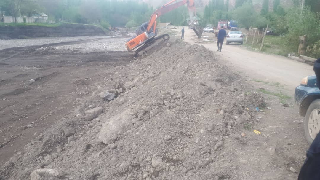 В Баткенской области подсчитали ущерб от недавнего селя, но вчера прошел новый