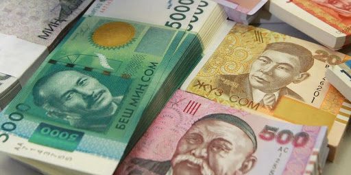 За три месяца на пособия, зарплату и выплату госдолга потрачено 32,5 миллиарда сомов