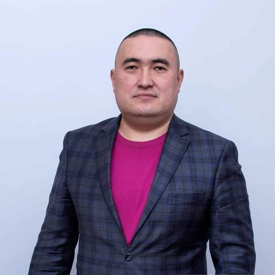 Лидер профсоюза КР рассказал, кому отдаст предпочтение 700-тысячный электорат