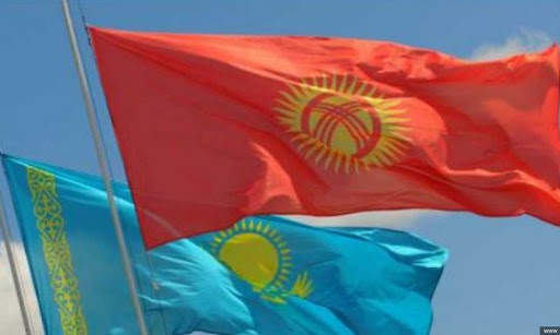 В Кыргызстан прибыл предоставленный правительством Казахстана гуманитарный груз