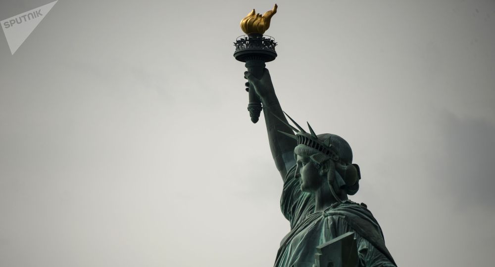 Для въезжающих в США введены новые правила, их озвучил Джо Байден