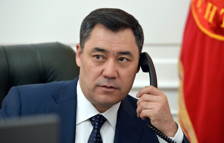 Состоялся телефонный разговор Садыра Жапарова с Си Цзиньпином