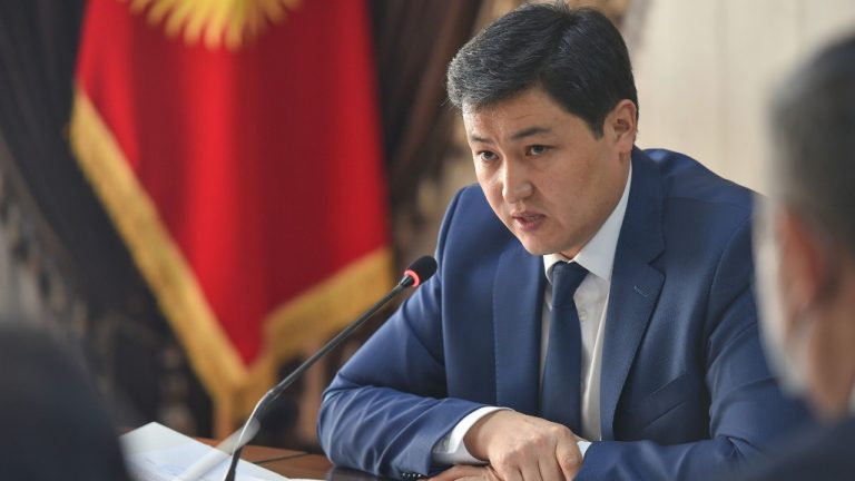 Улукбек Марипов: Буду держать под личным контролем вопрос цен на лекарства