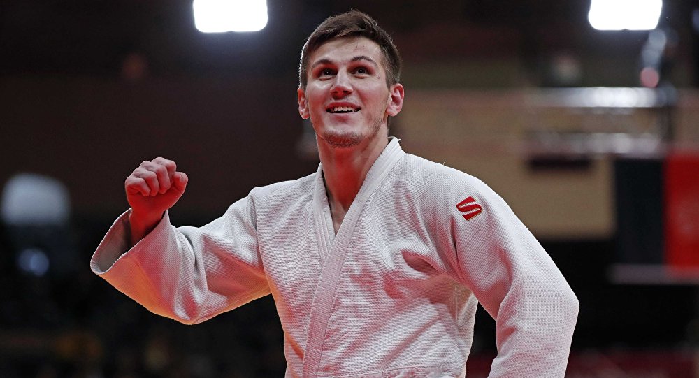 Дзюдоист из Кыргызстана завоевал золотую медаль Чемпионата Азии и Океании