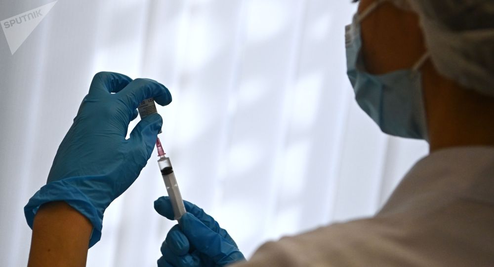 Как Кыргызстан будет обеспечивать себя вакцинами, рассказал вице-премьер