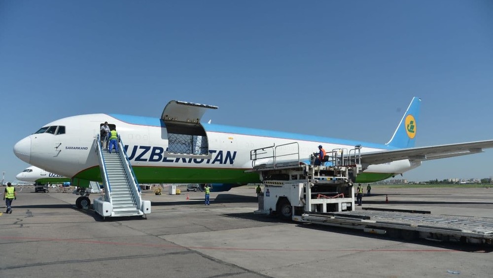 Узбекистан получил из Китая ещё 1 миллион доз вакцины ZF-UZ-VAC2001 от коронавируса